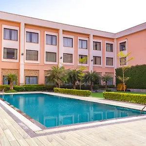Semesteranläggning (resort) Tivoli Grand, Delhi (National Capital Territory of India)